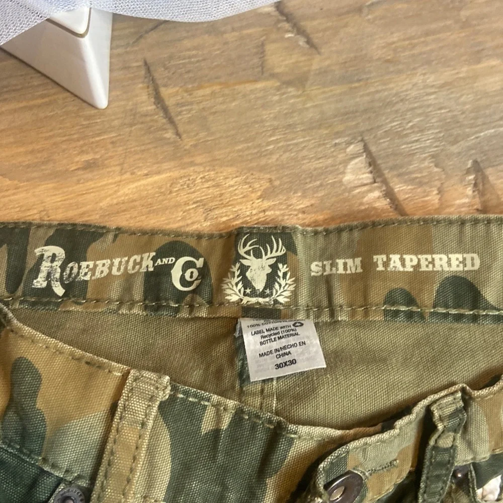 Roebuck And Co Camo pants 30” mens